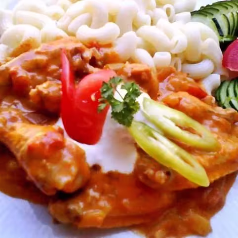 Csirkepaprikás szárnyból Recept képpel | Mindmegette.hu