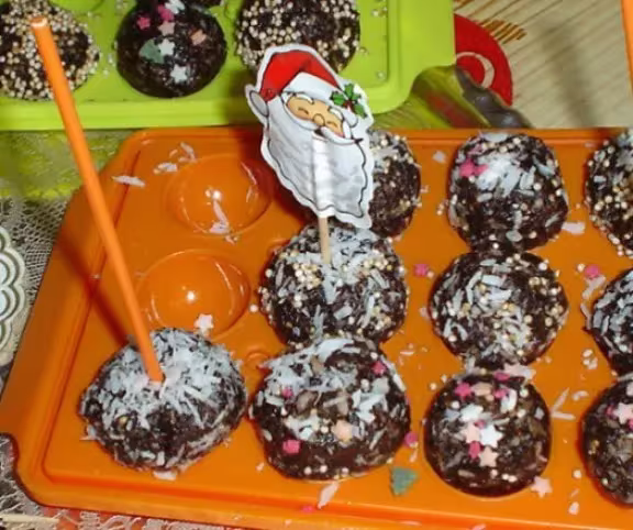 Mézes-tahinis-kókuszos golyó sütés nélkül Recept képpel | Mindmegette.hu