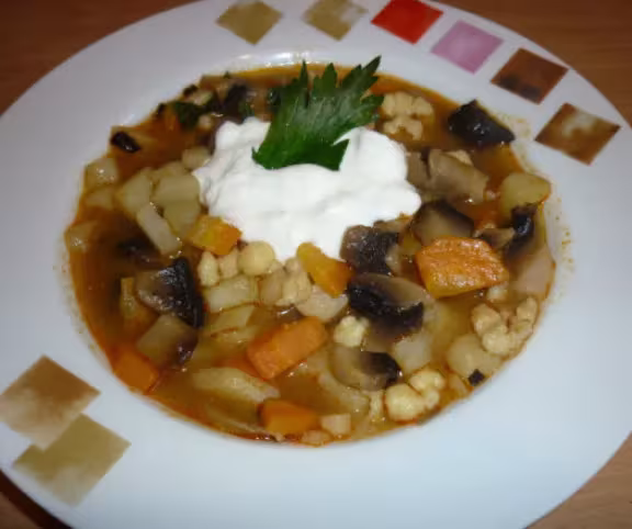 Gombaleves galuskával Recept képpel | Mindmegette.hu