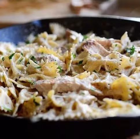 Tejszínes-tárkonyos csirkemell Recept képpel | Mindmegette.hu