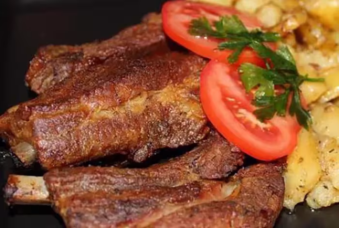 Sült oldalas fűszeres krumplival | Mindmegette.hu